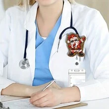 1 pezzo Distintivo di moda carino di Babbo Natale, in acrilico lucido, facile da fissare con molletta, porta badge adatto a infermiere, amici e famiglia, adatto per feste e vacanze - Multicolore - Visualizzare 8