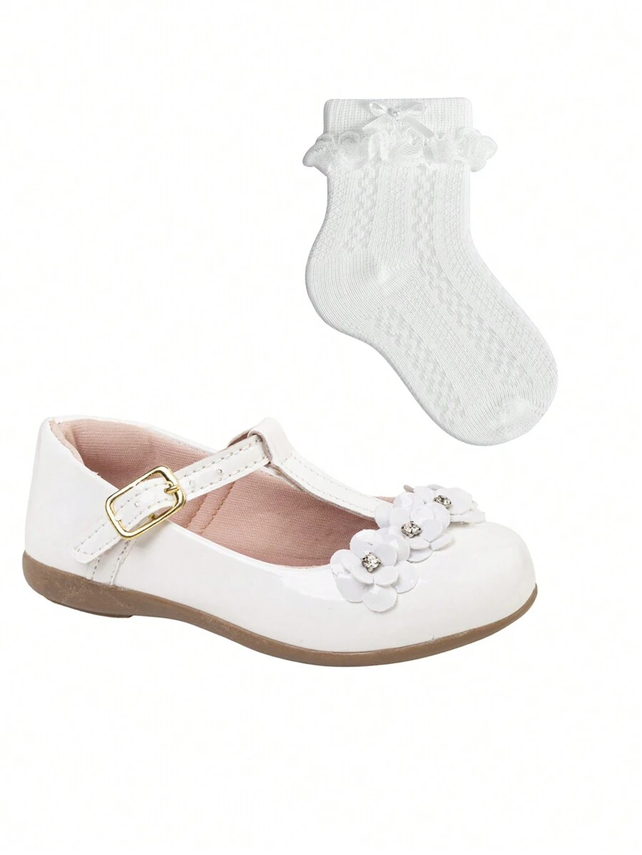 Kit 2 Items Combination White Shoes And Party Socks For Girls - Xem 1