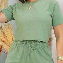 Drica Shorts/Bermuda Shorts Set, High Waist And Cropped Blouse, Short T-Shirt Style, Women's Fashion Trend. - 薄荷綠 - 查看 2