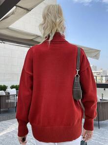 高领宽松纯色毛衣，休闲日常穿搭，秋冬