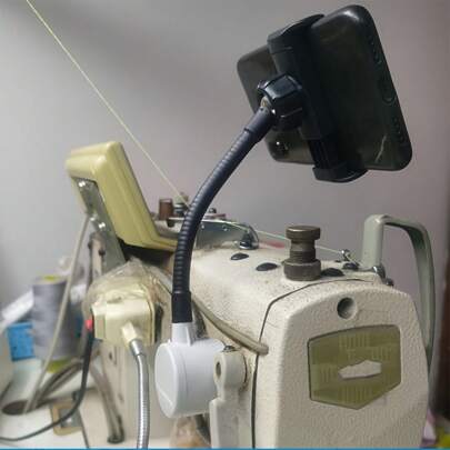 DONQE 1pc Universal Mobile Phone Holder - Flat Car Double Magnetic Fixed, Shockproof, Rotatable, And Compatible With Sewing Machine, Overlock Machine, And Kan Car