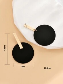 1 Pair Women's Geometric Circle Stud Earrings, Simple Fashionable Electroplated Enamel Exaggerated European And American Popular Earrings - Black - View 5
