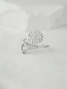 Mysterious And Elegant, Romantic And Fantastic, The Flower Is Born In December. The Adjustable Stainless Steel Ring With A Flower Opening Can Be Customized With English Names. It Is A Delicate Birthflower Text Ring That Can Be Given To Her. It Is A Versatile Jewelry Accessory For Daily Banquets And Vacations, And Is Very Suitable As A Creative Surprise Gift For Loved Ones
