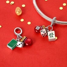 1 件银色经典红色珐琅方晶锆石幸运中国龙招财猫财神狮子麻将骰子饰品适合蛇手链项链吊坠串珠 DIY 珠宝制作女士女孩春节珠宝礼物送给朋友 - 銀色 - 查看 3