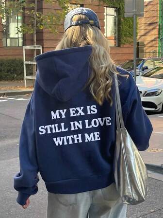 女士休闲口号与心形图案落肩蓬松连帽衫，秋冬款