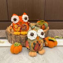 Statues - Orange - View 6