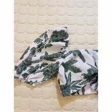 Women's Short-Sleeved Crop Top With Multicolored Print - Màu xanh Ô liu - Xem 3