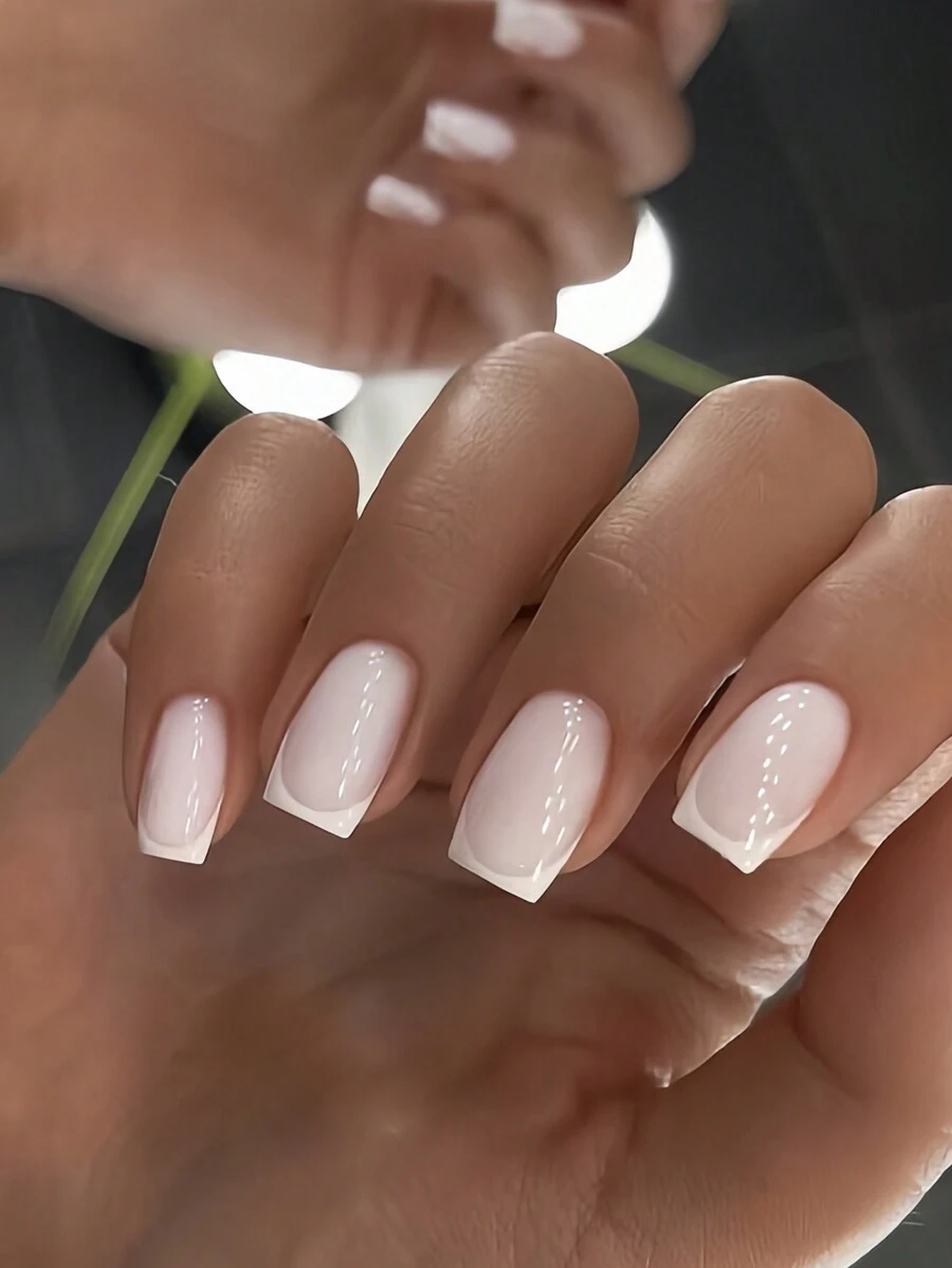 Instantly Upgrade Your Look With 24pcs Medium Square Press On Nails Set