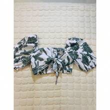 Women's Short-Sleeved Crop Top With Multicolored Print - Màu xanh Ô liu - Xem 2