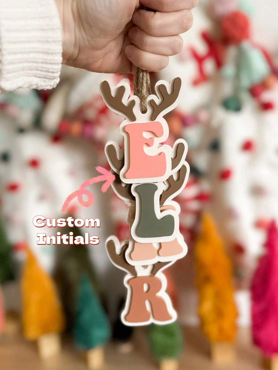 Personalized Stocking Tags Reindeer Ornaments Reindeer Tag Customized Initials Tag Family Stockings Baby Shower Family Decorations Gifts Winter Eve Gifts Back To School Winter Gift Ideas Boy Girl Valentine's Day - Custom Letter Color - View 1