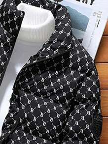 Abrigo acolchado casual y versátil con estampado all-over para hombre, temporada de invierno 2024
