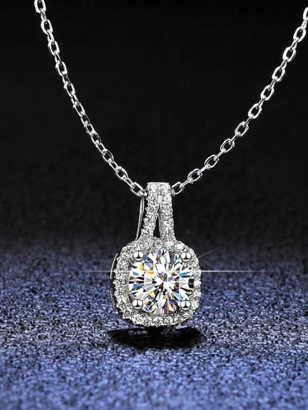 1 pièce Collier pendentif géométrique en platine plaqué argent 925 avec moissanite de 1 carat de grade D VVS certifié GIA, classique, mode, luxueux et élégant