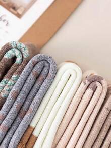 5 双女式秋冬可爱松鼠和松树图案保暖内衬中筒袜，适合日常、休闲、居家和睡眠使用 - 彩色 - 查看 9