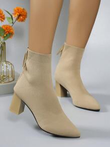 Botas femininas casuais de bico fino estilo ocidental de malha de inverno, combinadas com suéteres e jeans, design de franjas, botas respiráveis de malha de moda, botas de salto curto e grosso plus size 2024, botas curtas para áreas externas, botas de salto alto femininas de outono/inverno - Caqui - Ver 4