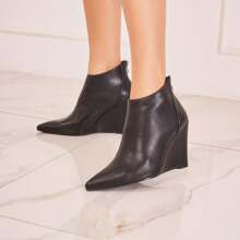 Black 8729