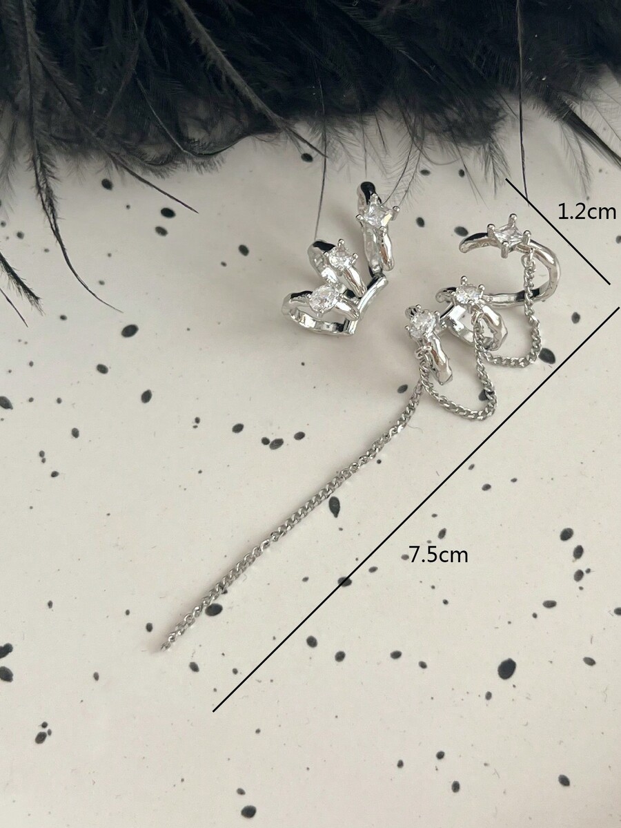 1 Pair Stylish Asymmetric Tassel Ear Cuff, Minimalist Design