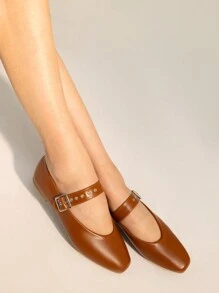 RevReaL Classic Mary Jane Flats With Buckle Strap