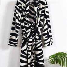 1 件斑马印花法兰绒羊毛动物浴袍，超柔软舒适浴袍适合沐浴、游泳、酒店、冲浪，毛绒长浴袍带腰带和 2 个口袋 - Zebra - 查看 9