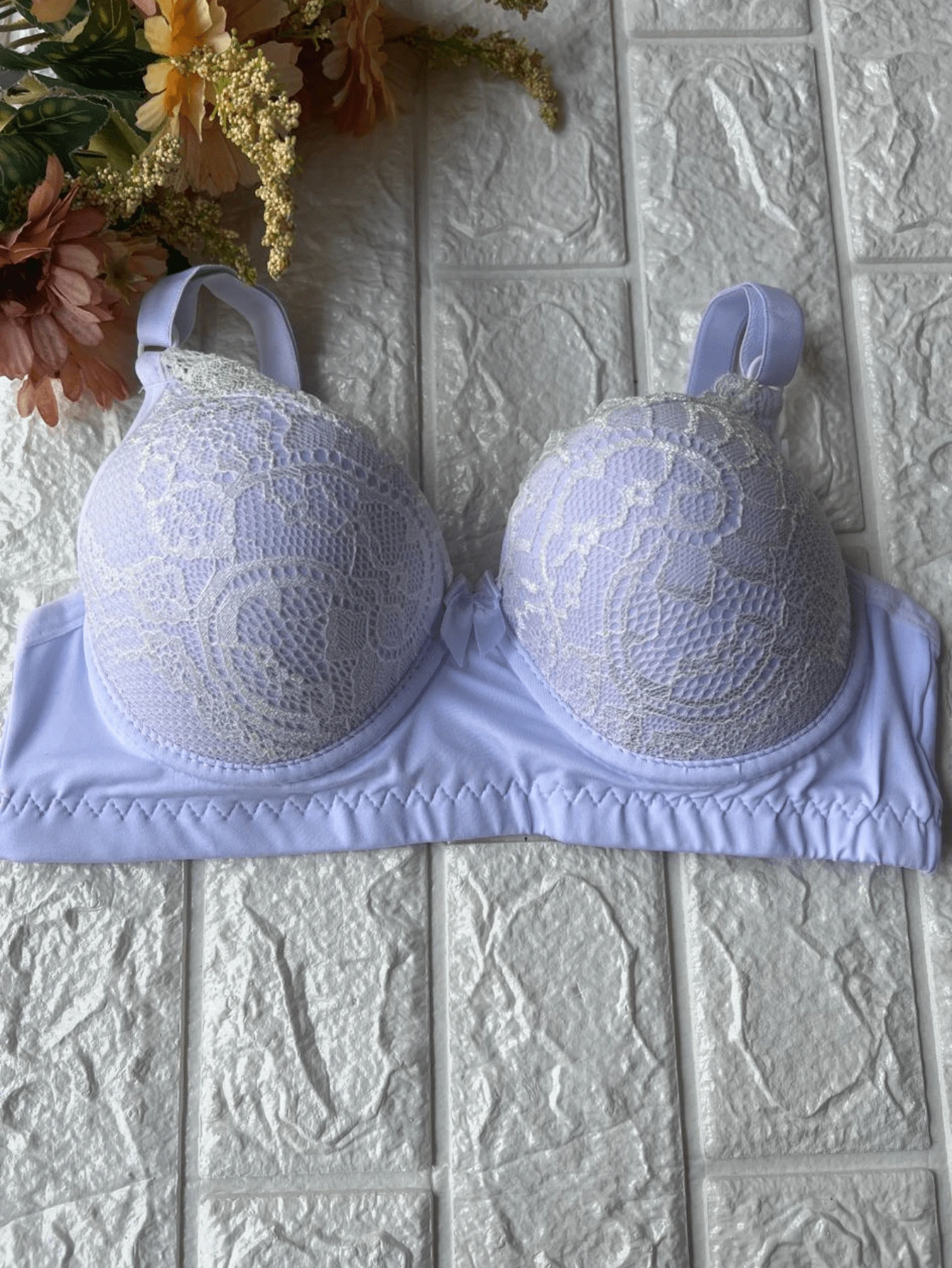 Bra With Reinforced Lace Details And Adjustable Straps Premium Polyamide - White - View 1