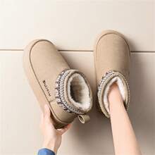 Bottes de neige femmes avec décoration brodée, style minimaliste, semelle épaisse. Doublure en fourrure chaude, confortable pour le porter à l'intérieur/extérieur en hiver