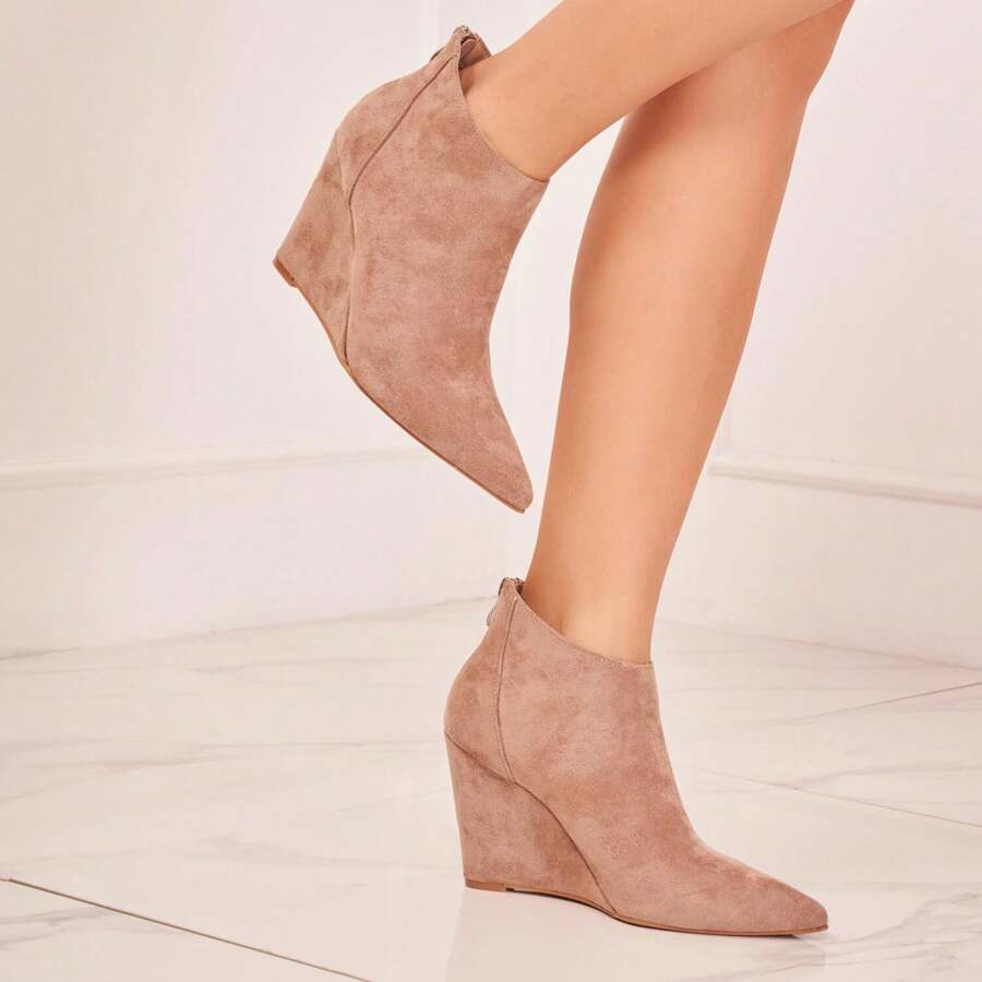 La botte à talon compensé, offrant à la fois confort et élégance - 卡其色 - 查看 1