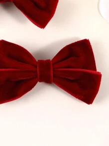 Bộ 2 kẹp tóc nơ vải màu đỏ cho bé gái, phụ kiện tóc thời trang, đồ dùng cần thiết khi đi du lịch và quà tặng dự tiệc. Theo dõi cửa hàng của chúng tôi để cập nhật những mẫu thiết kế mới nhất và nhận ưu đãi giảm giá 20% cho đơn hàng tiếp theo. - Màu Đỏ Sâu - Xem 3