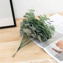 10/1pc Cây mô phỏng Cành bạch đàn Lá táo Lá bạch đàn Cây bạch đàn mây Rừng lá tiền Vòng hoa Giáng sinh Cỏ thông Cây xanh Đạo cụ cảnh quan Bố trí hoa Lá thông Hoa giả Trang trí nhà Thích hợp cho phòng khách Học tập ngoài trời, Halloween, Trang trí Halloween - màu xanh lá - Xem 5