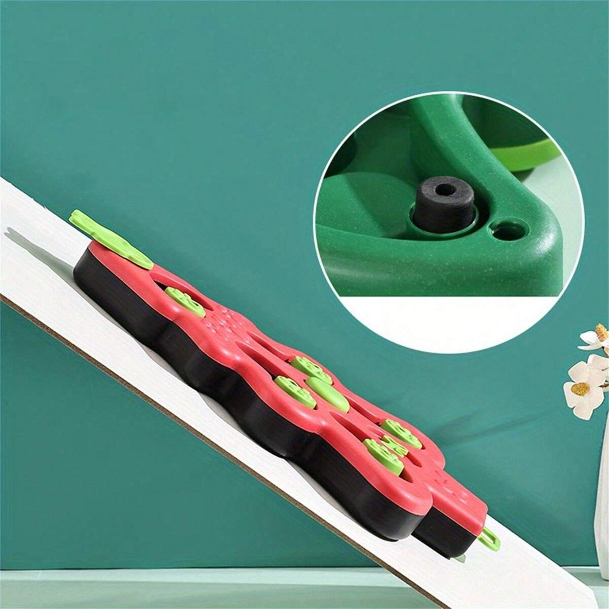 Christmas TreeShaped Slow Feeder Bowl For Dogs & Cats Interactive