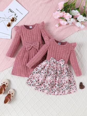 2 st/set Rund halsringning, fladdrande ärm, ribbad, söt rosettklänning + prydlig blommig klänning för flickor