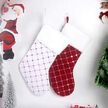 圣诞节家居壁炉橱窗装饰、闪亮网眼长袜、糖果礼品、红色和白色袜子 - 彩色 - 查看 1