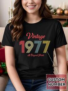 Anpassad numerisk design för kvinnor, personlig textanpassning, ladda upp text för jul, årsdag, ditt numeriska tryck på framsidan av vanlig rund halsad kortärmad t-shirt, svart topp, högtidsgåva, sommartoppar för kvinnor, anpassning av sommarkortärmad t-shirt för kvinnor - Svart - Visa 1