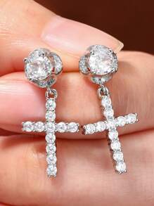 1 paire de boucles d'oreilles à clous argentés de style mode punk avec croix, bijoux avec strass blancs pour hommes et couples, accessoires d'oreilles Hip Hop - boucle d'oreille - Voir 13