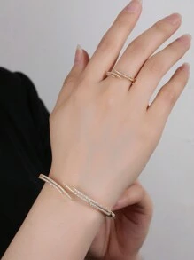 两件套铜手镯戒指首饰套装，镶嵌高端立方氧化锆，闪耀奢华，波浪形设计，开口手镯和戒指，适合作为礼物，也适合女士日常及节日佩戴。 - 金黃色 - 查看 3