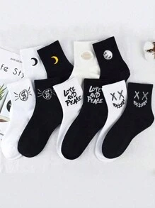10pairs/Pack Ladies Versatile Comfortable Star & Moon Crew Socks - Black and White - View 2