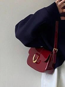 Burgundy Vintage Red Vixen Leather Square Handbag, Versatile Shoulder/Underarm Bag With Horseshoe Clasp, Detachable Dual Straps, Suitable For Girls, Ladies, Students, Career Starters, Office Workers, Commuting, School Outfits - Burgundy Red, Fashionable Burgundy Bag, Retro Inspired Bag For Women