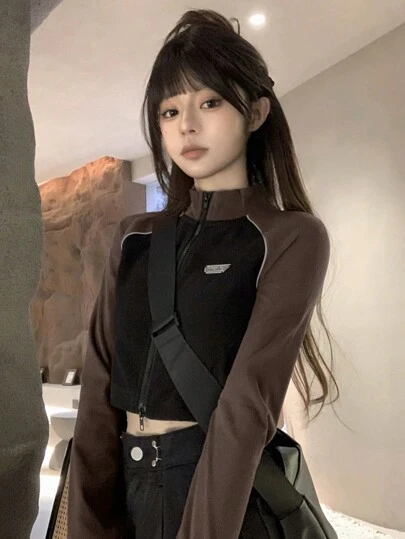 女士休闲复古街头风格撞色边拉链立领短款 T 恤