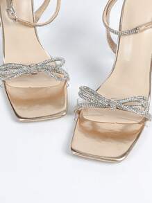 时尚女士高跟凉鞋 - 果冻凝胶透明带凉鞋水晶椭圆形装饰方头凉鞋，夏季户外踝带透明水晶块跟凉鞋简约金属点缀凉鞋女士香槟色凉鞋 - 香檳色 - 查看 7