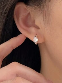 GAGAFEEL 1 对简约时尚清新甜美高级优雅独特精致 S925 纯银耳钉，适合女孩送给女朋友作为情人节送给姐妹的生日礼物 - 銀色 - 查看 1