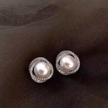 2pcs Vintage Pearl Stud Earrings, New Minimalist Stylish Small Design Earrings For Women