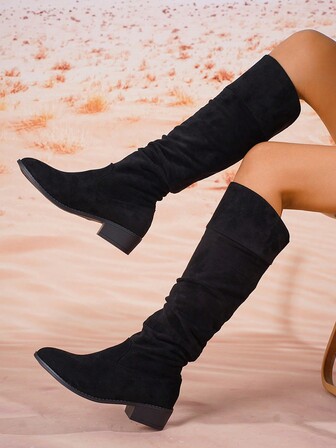 2025 年秋冬女士时尚仿麂皮尖头黑色高筒靴、褶皱设计休闲靴、极简时尚酷炫百搭正装靴、中跟粗跟过膝靴