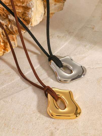 Uworld 1 st höst- och vinterhalsband med geometrisk modedesign för kvinnor, asymmetriskt glansigt hänge, fullt av personliga hängen