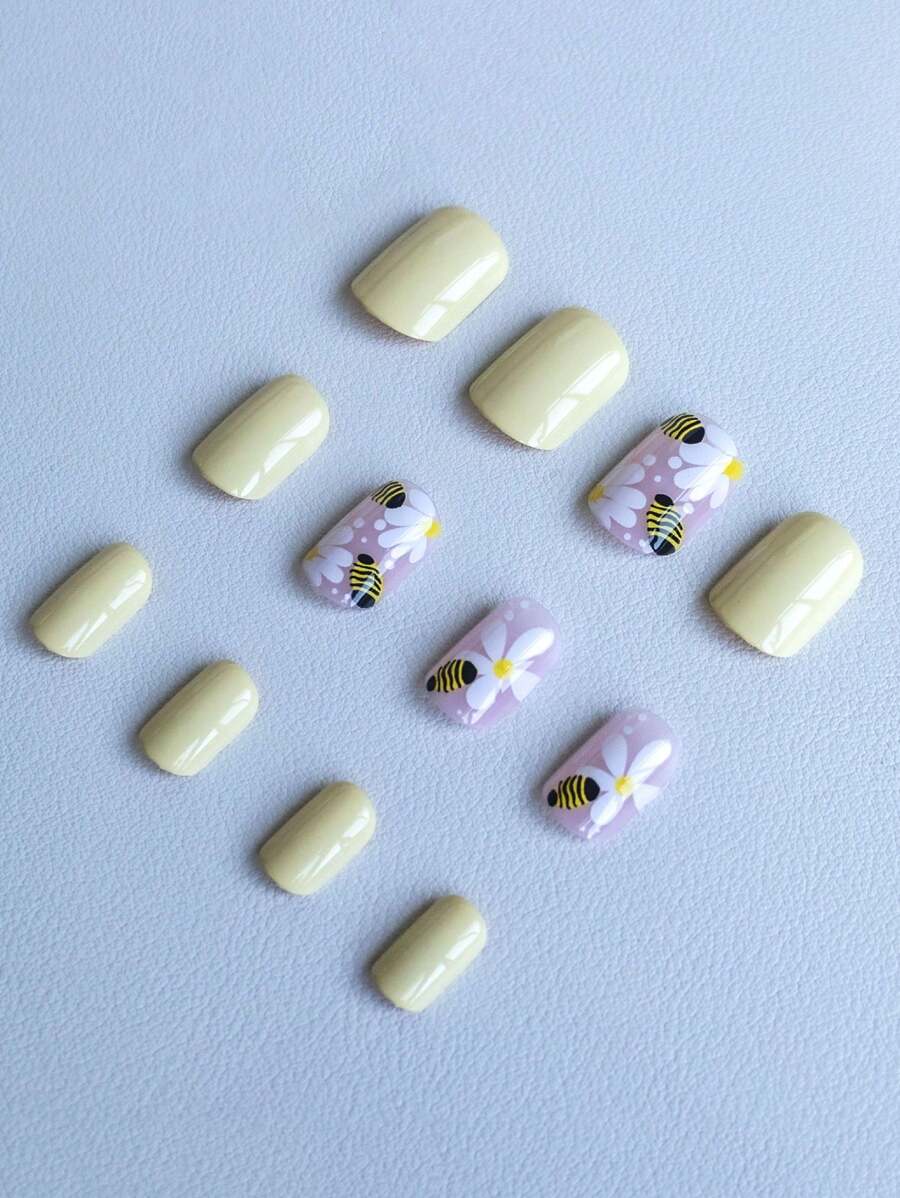 Upgrade Your Appearance With 24 Square Fresh Flower Bee Detachable Fake