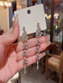 Một cặp bông tai lá pha lê tua dài cho phụ nữ, bông tai thời trang cho phụ nữ Hàn Quốc, thích hợp cho phụ nữ đeo bông tai hàng ngày - trắng - Xem 3