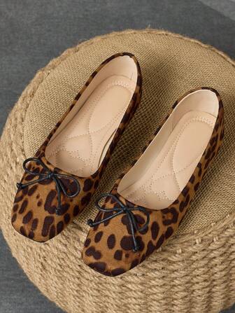 WHDXY 女士时尚平底复古方头休闲一脚蹬乐福鞋，豹纹，红色，绿色，棕色，灰色，法式蝴蝶结装饰