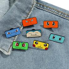 pokemon Pokemon 1/7 szt. Anime kreatywny kwadratowy Pikachu broszka słodki Charizard emalia pin plecak odzież biżuteria metalowe odznaki akcesoria prezenty dla przyjaciela akcesoria do sukienki pin na ubrania torba urok szkoła