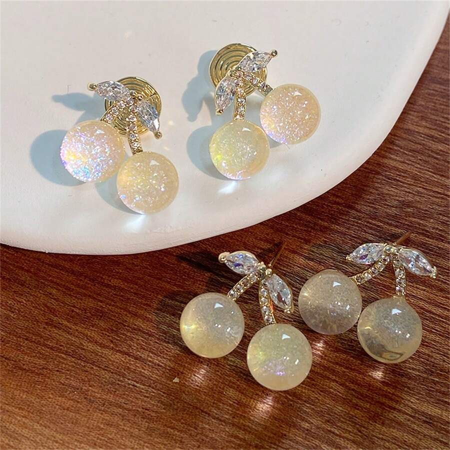 1 对甜樱桃锆石耳夹，适合无耳洞的女性 - 彩色 - 查看 1