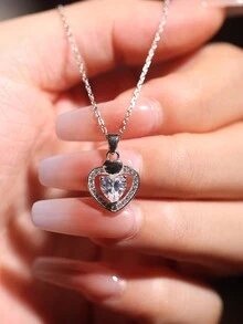 1 chiếc vòng cổ mặt trái tim thời trang tối giản bằng bạc Sterling 925 mạ bạch kim, dây chuyền trang trí bằng đá Zirconia thanh lịch, thích hợp làm quà tặng ngày lễ, trang phục hàng ngày và đi nghỉ cho phụ nữ ngày lễ tình nhân - Bạc - Xem 3