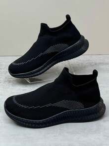 Women's Casual Sneakers, Comfortable And Lightweight, Minimalistic And Versatile, All-Black With Striped Design, Slip-On Sock Style For Easy Wearing, Fashionable For Various Occasions: Sports, Walking, Dates, Etc. - Black - View 5