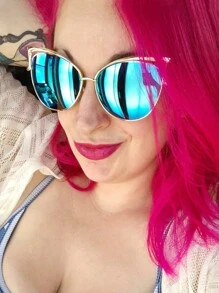 1 chiếc kính mắt mèo gọng vàng cổ điển dành cho nữ, tròng kính hợp kim cỡ lớn, thời trang unisex, kính rỗng, phong cách Punk sang trọng, dùng khi lái xe, tiệc bãi biển, phụ kiện đi biển cho nữ, kính râm - Nhiều màu - Xem 12