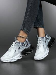 2024秋冬休闲运动鞋，针织大底防滑耐磨减震镂空设计，男女款圆头系带渐变书法图案情侣运动鞋，透气网眼青年跑步鞋，适合户外和街头穿着 - 黑與白 - 查看 5